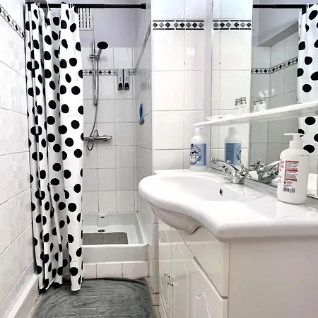 Lovely - Getaway For 2 Center & Within Walking Distance Lägenhet *